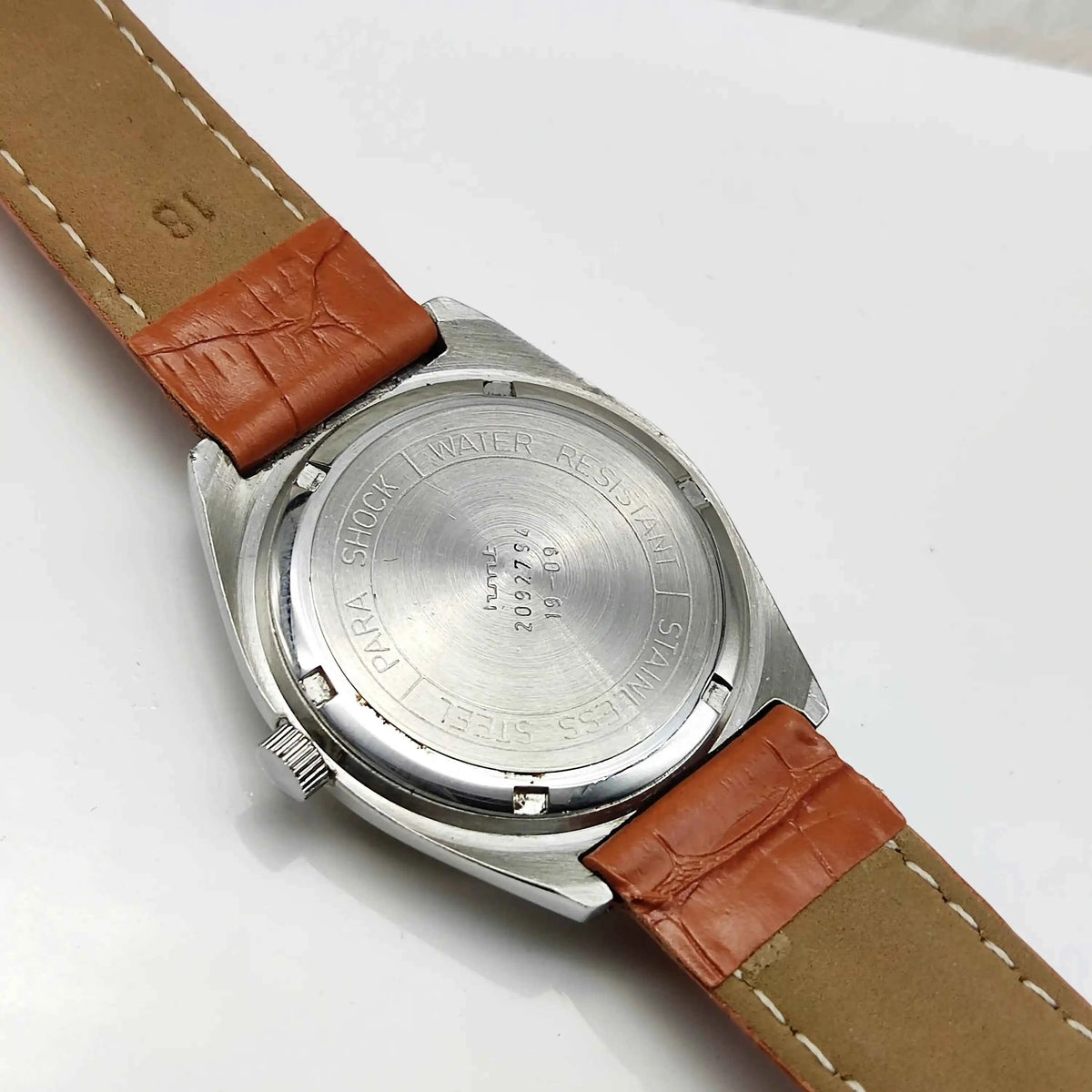 HMT Tareeq Para Shock Watch - 17 Jewels Mechanical Handwinding with Yellow Dial and Day Function