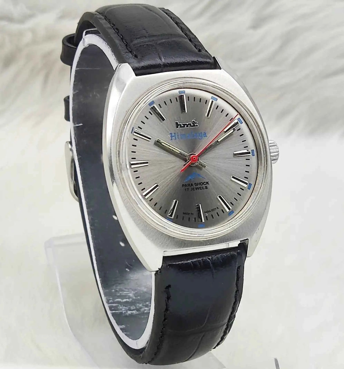 HMT Himalaya Handwinding Watch - Timeless Mechanical Elegance