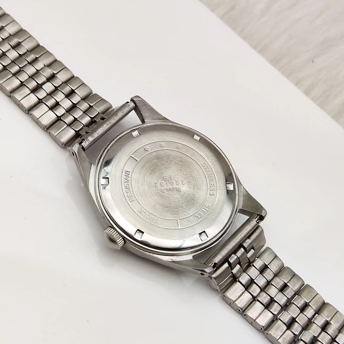 Elegance Reimagined: HMT Pilot Mechanical Watch with Handwinding Precision