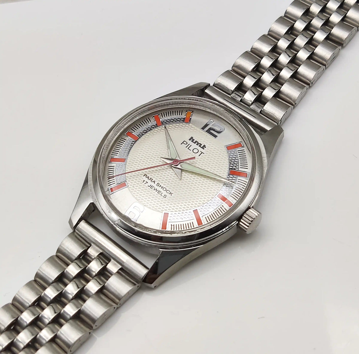 HMT Pilot Hand-Winding Watch: Timeless Craftsmanship for the Modern Gentleman