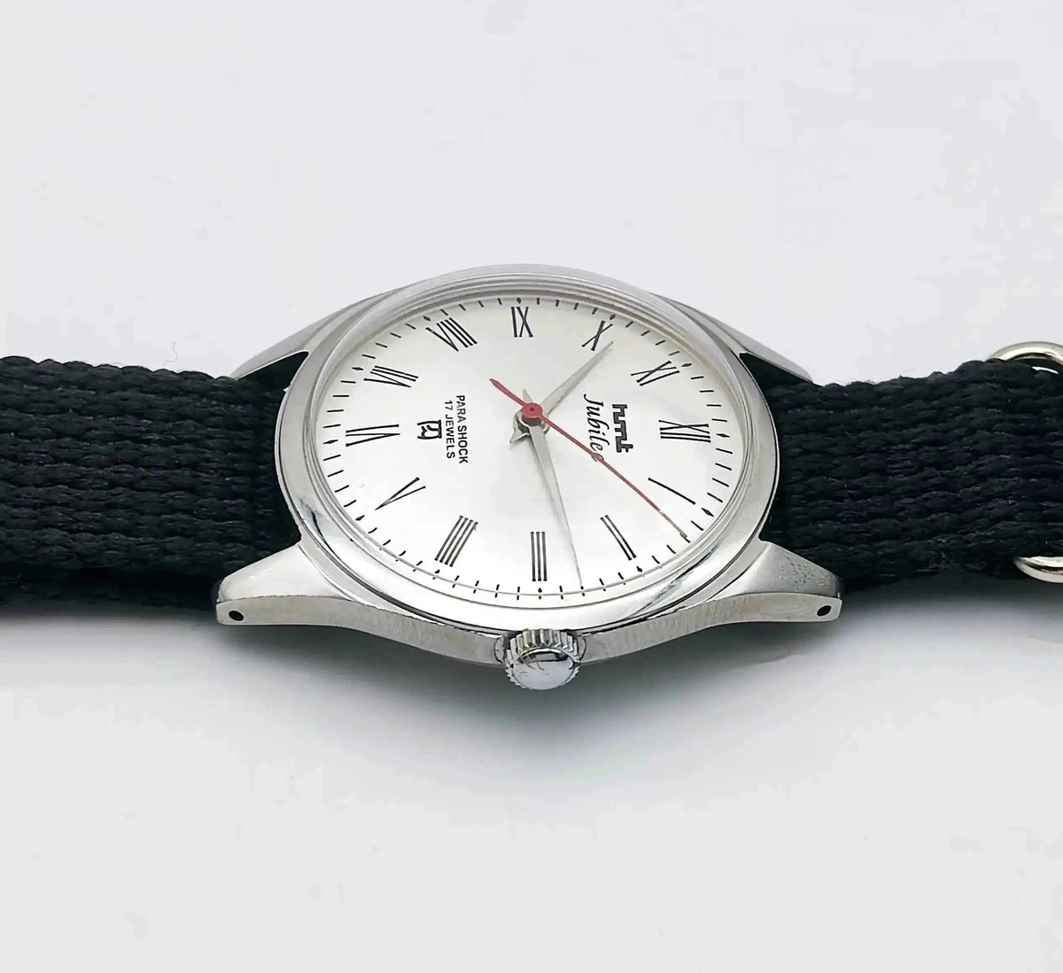 Discover Timeless Elegance with the HMT Jubilee Handwinding Watch