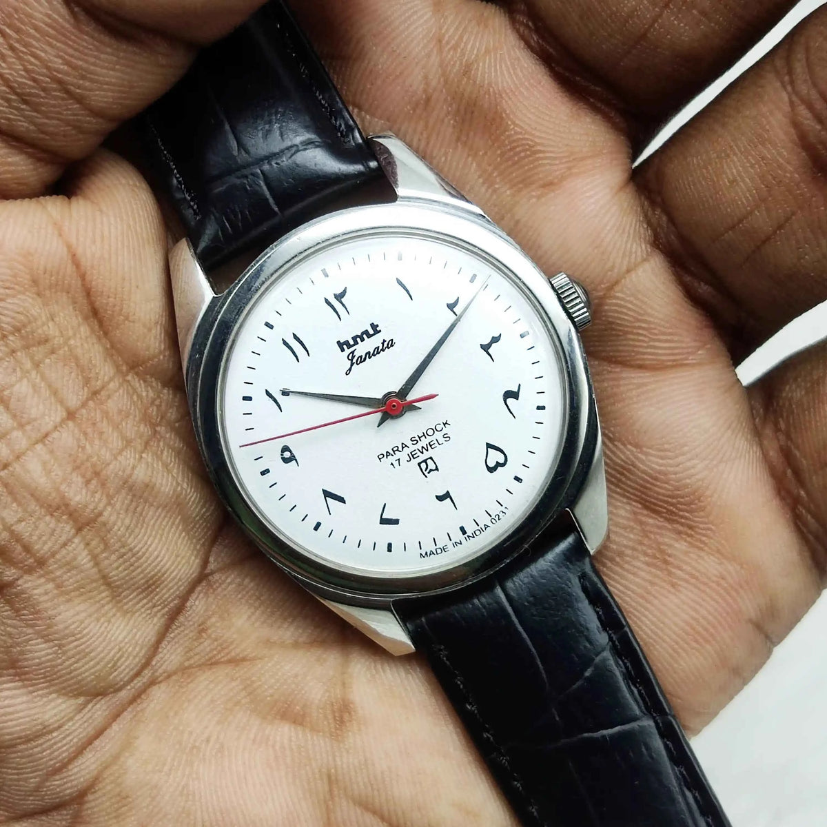 HMT Janata White Arabic Numerals 17 Jewels Handwinding Watch - Timeless Elegance