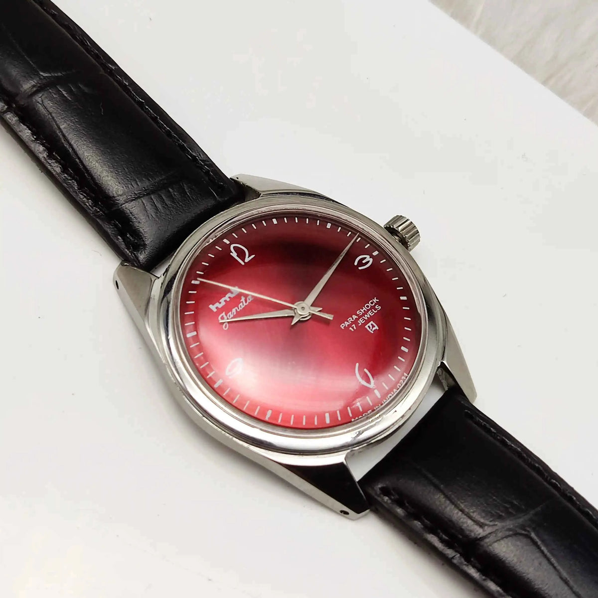HMT Janata English Numerals Red Apple Dial Watch - 17 Jewels Handwinding
