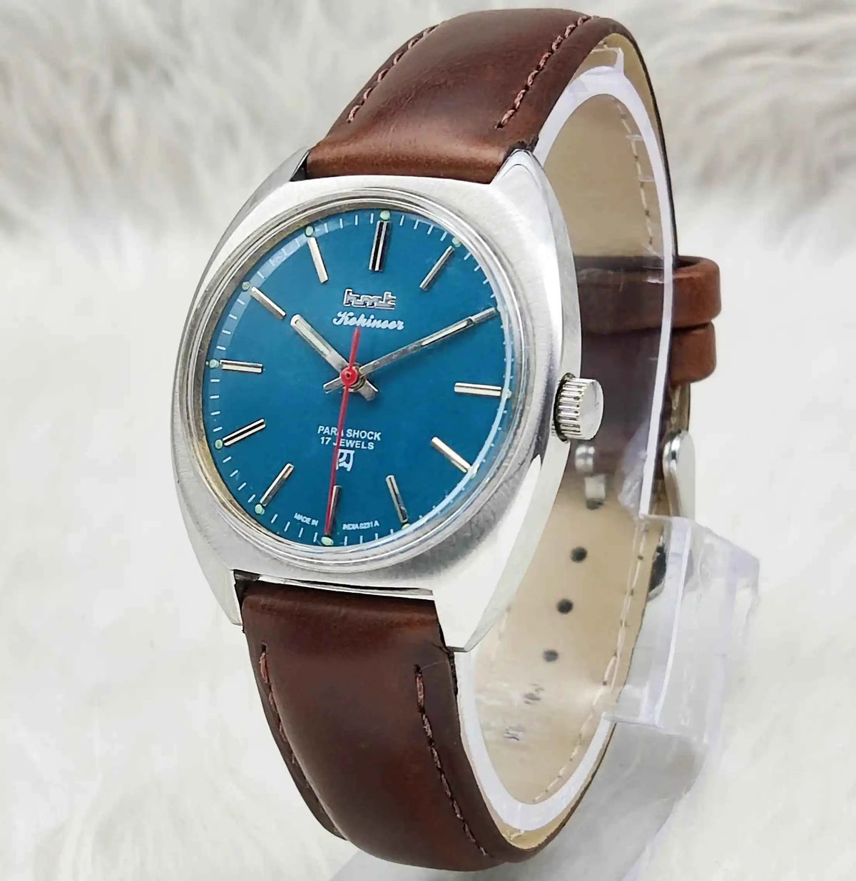 HMT Kohinoor Handwinding Watch with Peacock Green Dial and 17 Jewels