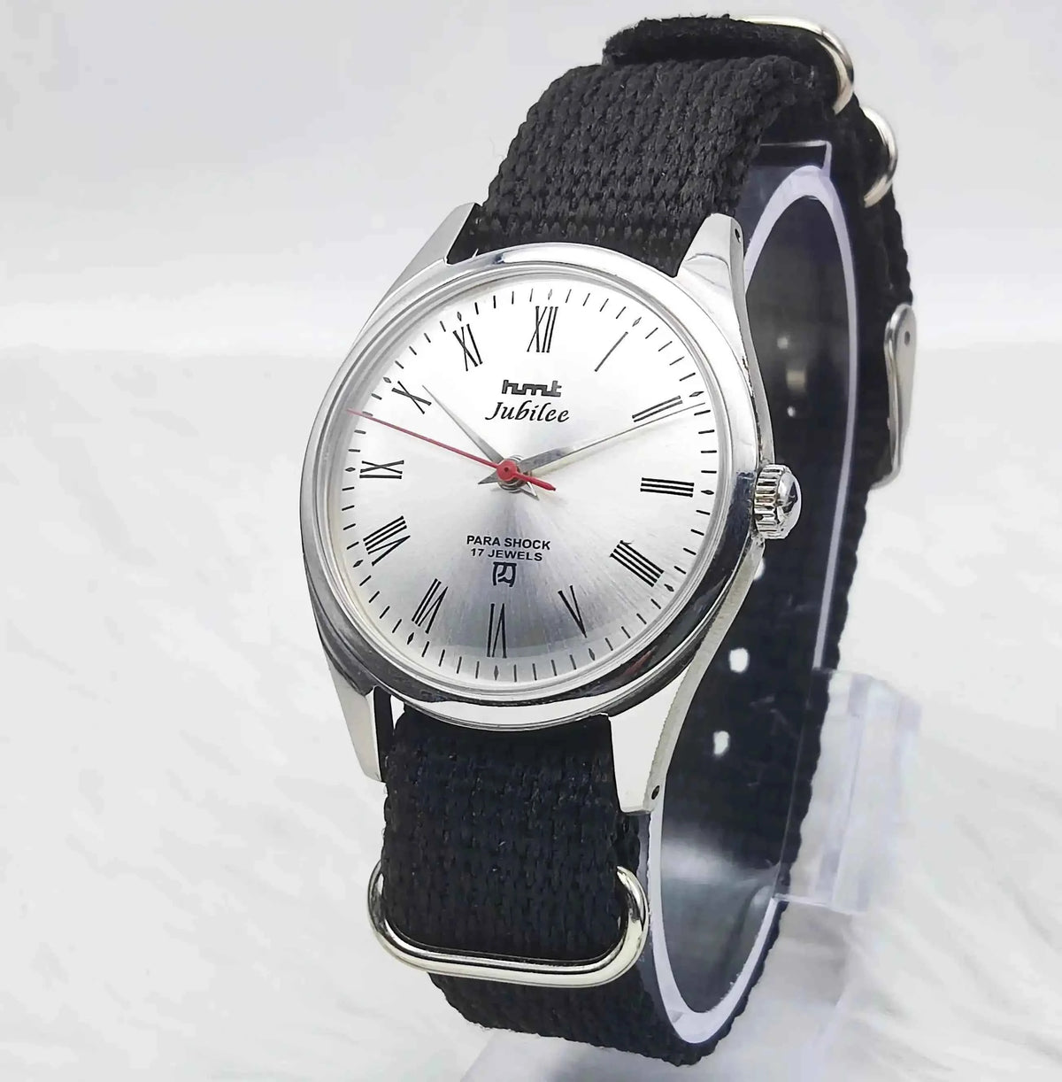 Discover Timeless Elegance with the HMT Jubilee Handwinding Watch