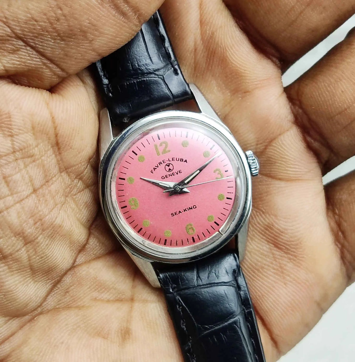 Favre Leuba Seaking Pink Dial 17 Jewels Dotted Indices Watch