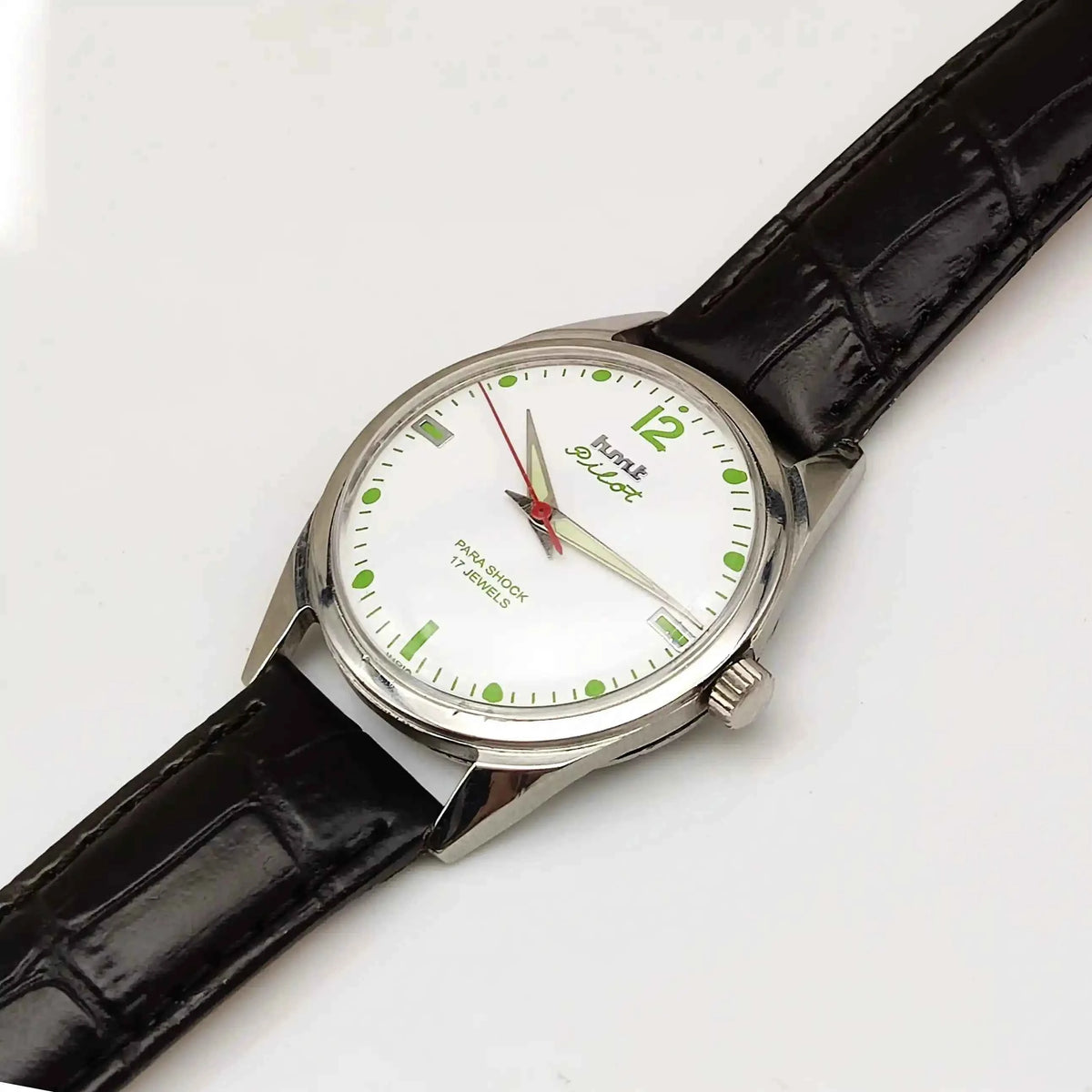 HMT Pilot Mechanical Watch: Experience Timeless Craftsmanship and Style