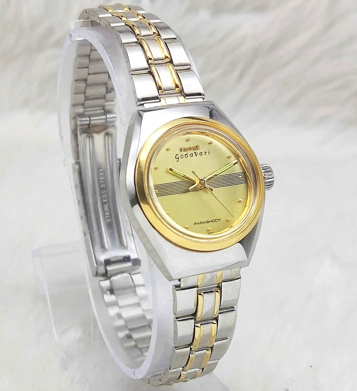 HMT Godavari Handwinding Women Watch with Golden Dial 2543