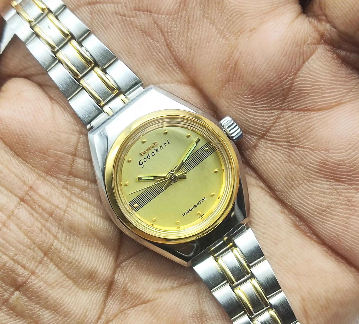 HMT Godavari Handwinding Women Watch with Golden Dial 2543