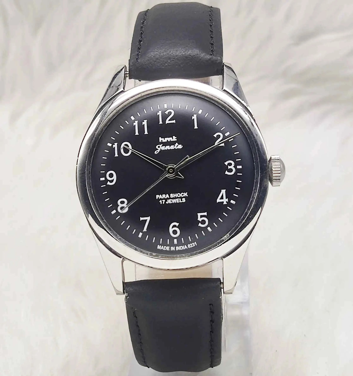 HMT Janata Black Dial Watch with English Numerals and 17 Jewels Handwinding for Men