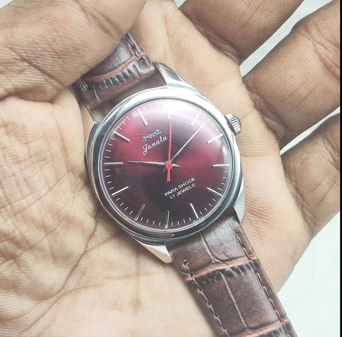 HMT Janata Men's Watch with Maroon Dial, Stick Indices, 17 Jewels, Handwinding