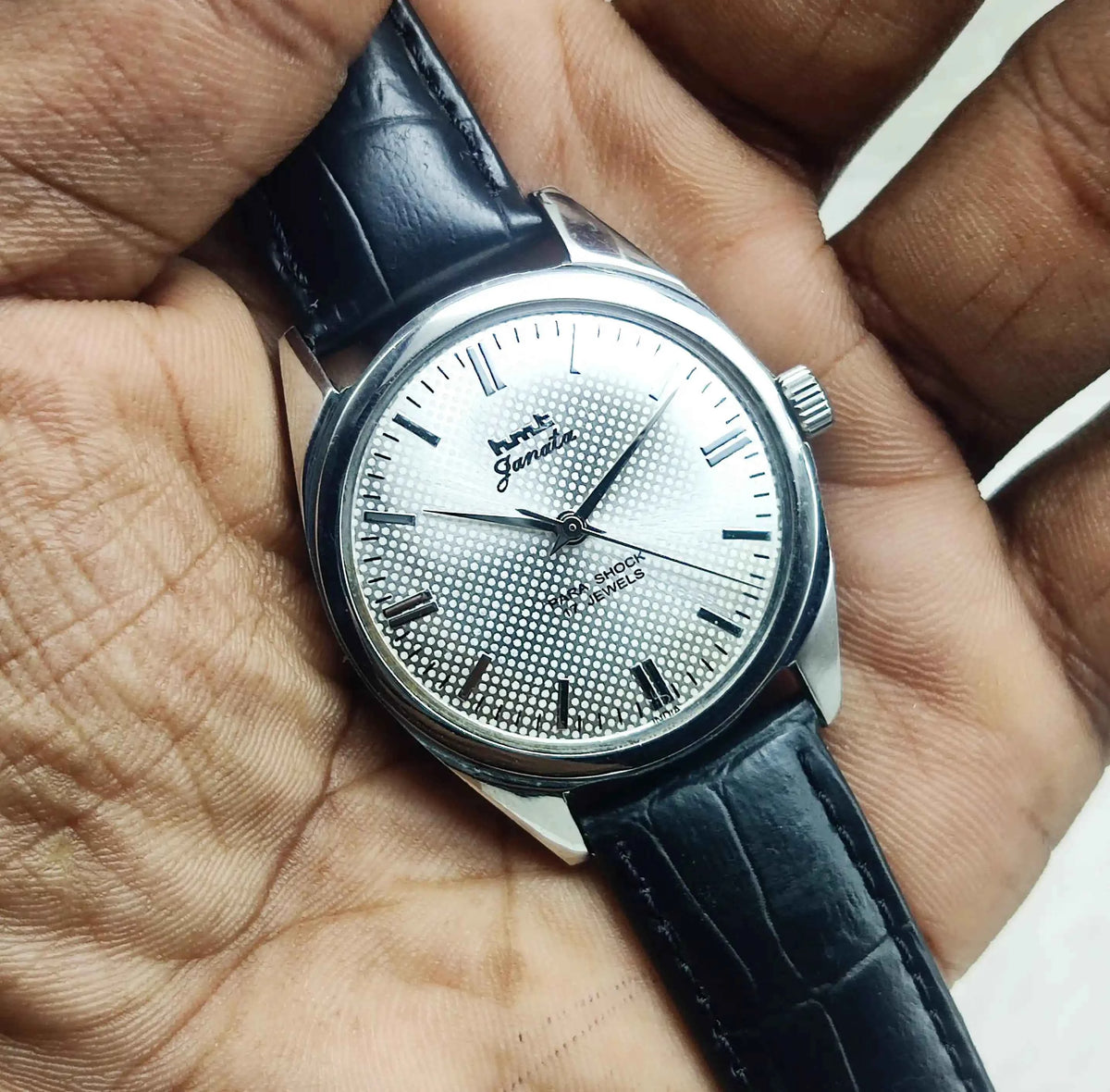 HMT Janata Men's Watch with Dotted Silver Dial, Stick Indices, 17 Jewels Handwinding Design