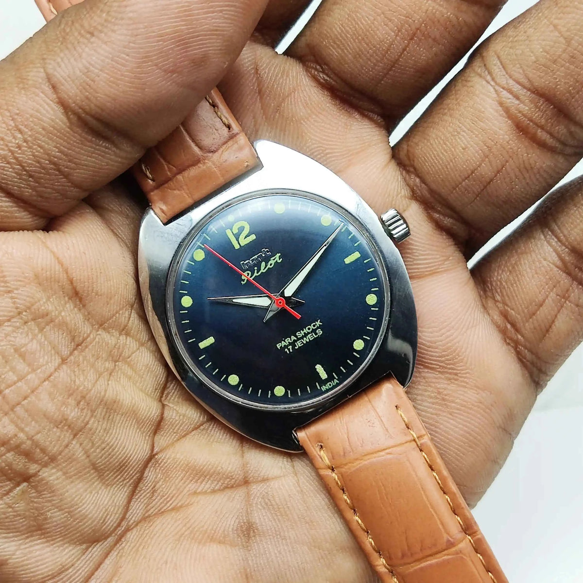HMT Pilot 17 Jewels Handwinding Watch with Bluish Dial and Dotted Indices