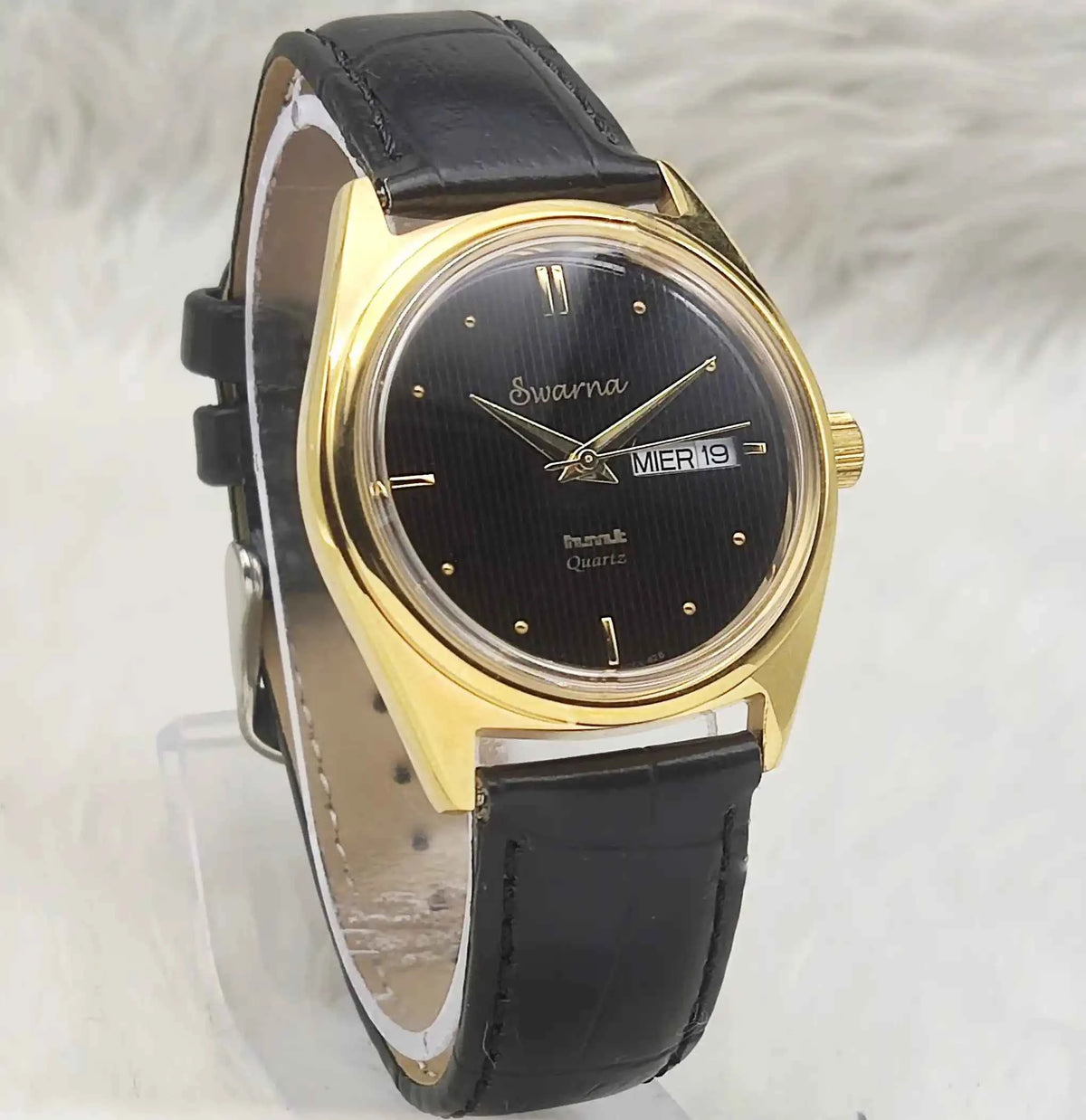 HMT Swarna Day Date Watch – Quartz Black Dial for Timeless Elegance