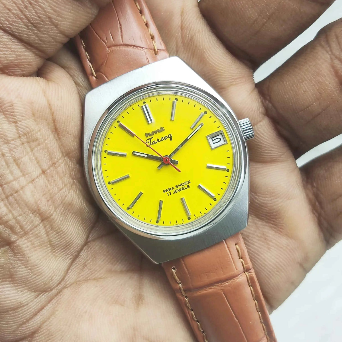 HMT Tareeq Para Shock Watch - 17 Jewels Mechanical Handwinding with Yellow Dial and Day Function