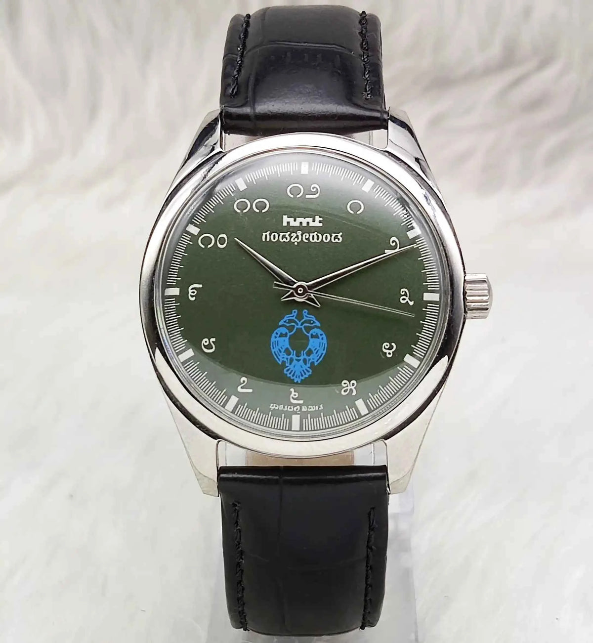 HMT Gandaberunda Watch: Timeless Elegance with Green Dial and 17 Jewels
