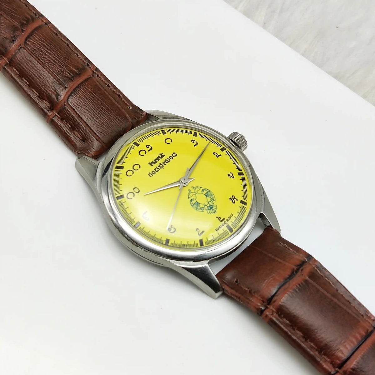 Discover Timeless Style with the HMT Gandaberunda Yellow Dial Watch