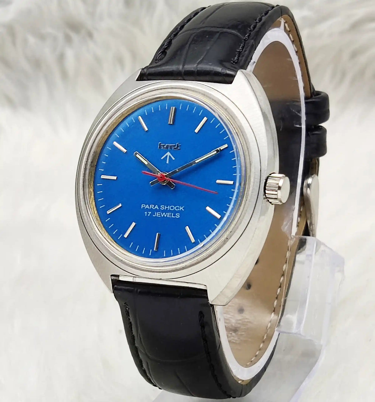 HMT Mechanical Handwinding Watch: Classic Craftsmanship with Timeless Elegance