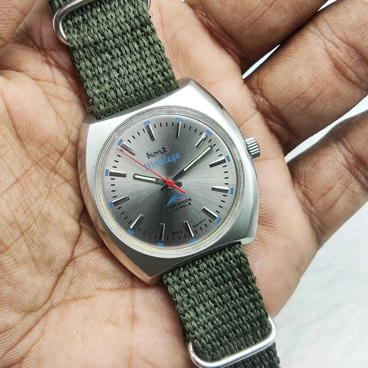 Timeless HMT Himalaya Handwinding Watch - Classic Elegance for Everyday Excellence