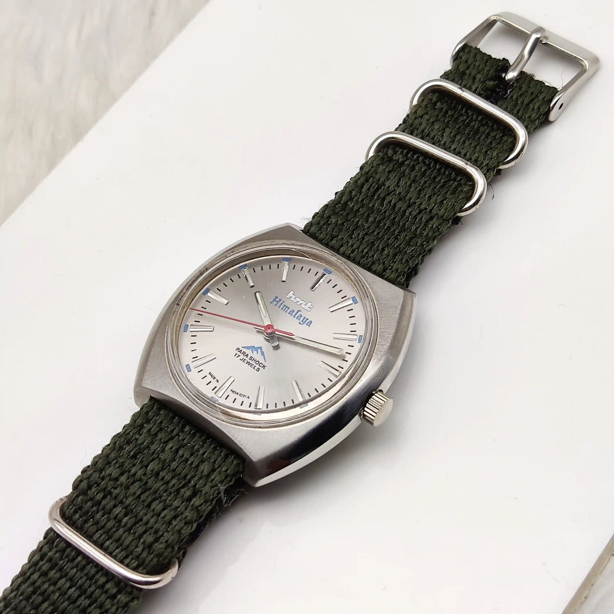 HMT Himalaya Mechanical Watch - Timeless Craftsmanship for Distinctive Style
