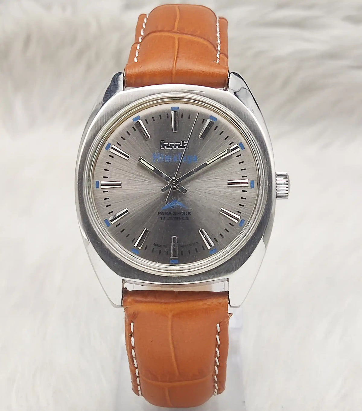 HMT Himalaya Handwinding Watch - A Timeless Mechanical Treasure