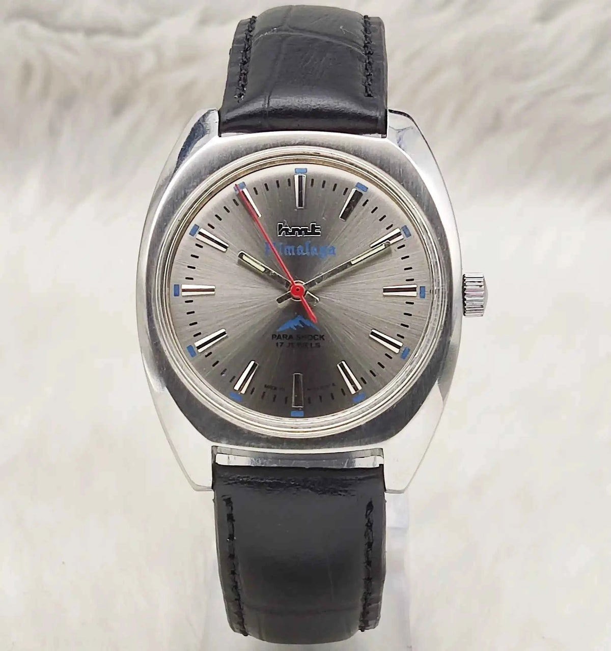 Experience Timeless Luxury with the HMT Himalaya Gray Dial Watch