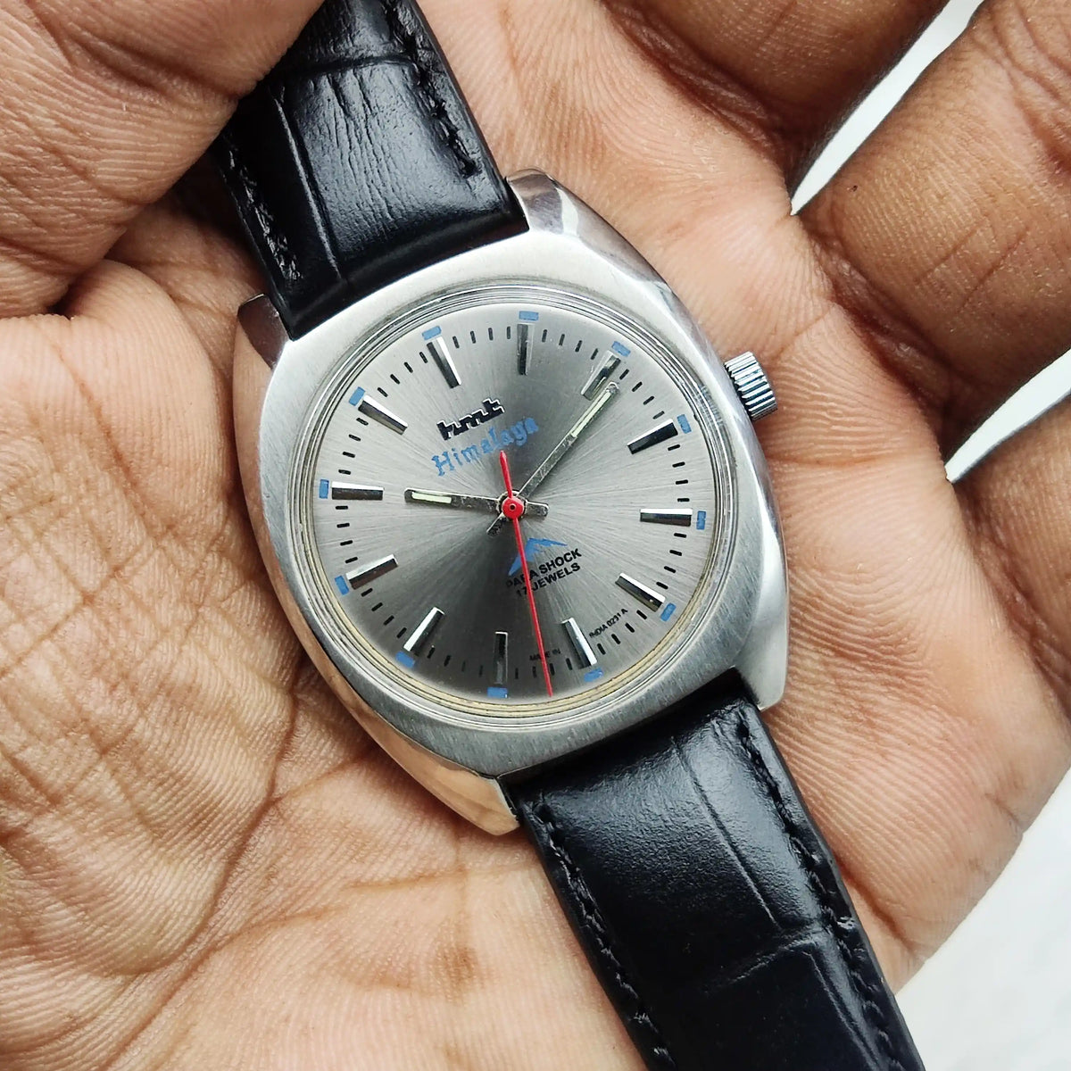 Elevate Your Style with the HMT Himalaya Gray Dial Watch