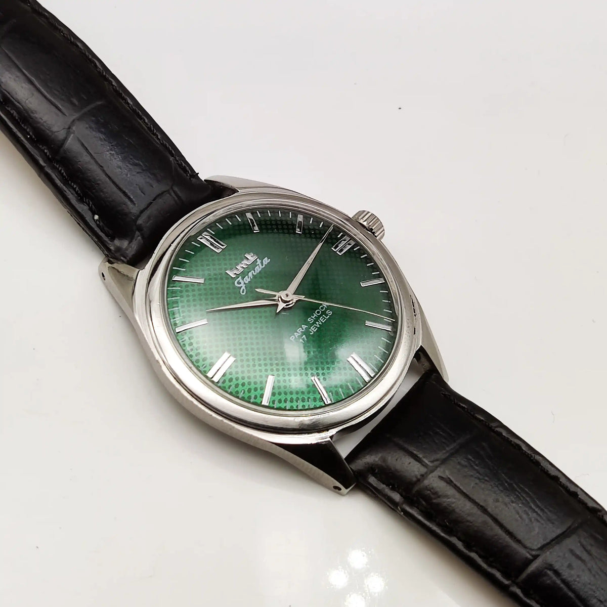 HMT Janata Mechanical Watch: Timeless Elegance with Handwinding Charm