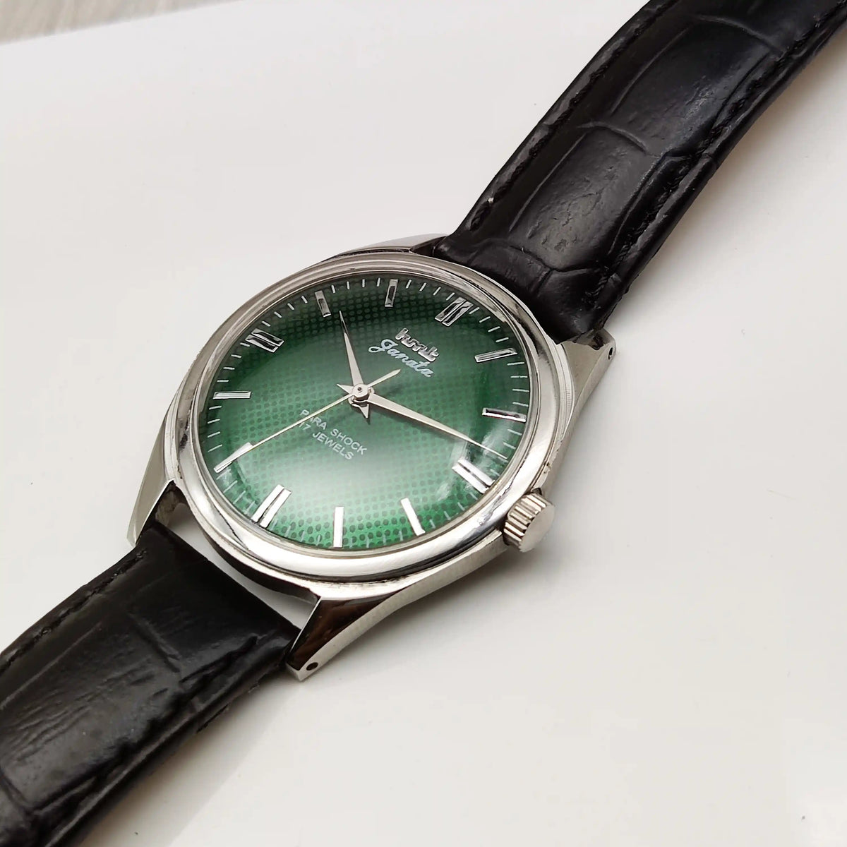 HMT Janata Mechanical Watch: Timeless Elegance with Handwinding Charm