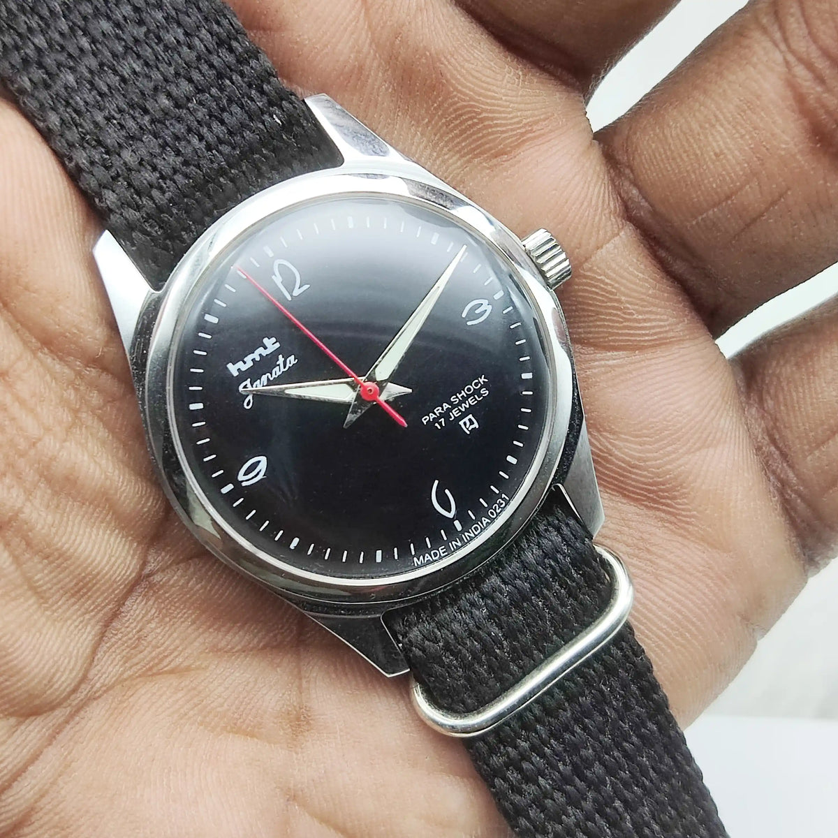 HMT Janata Handwinding Watch: Timeless Elegance with a Touch of Vintage Charm