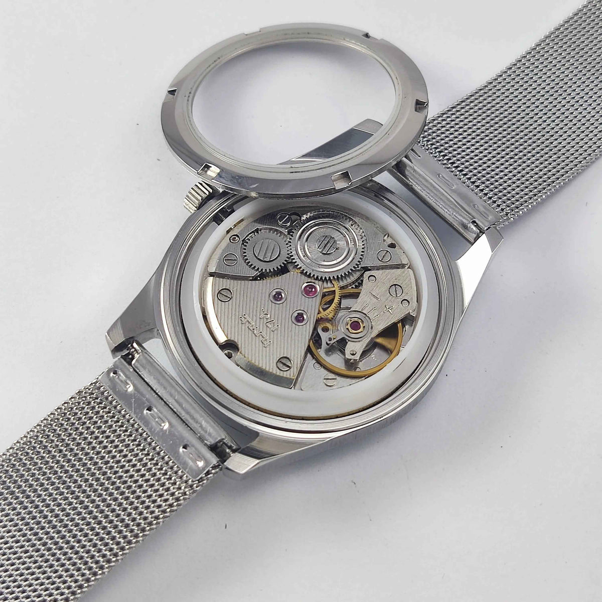 Elevate Your Style with the HMT Janata Para Shock Watch - Timeless Craftsmanship Meets Modern Elegance