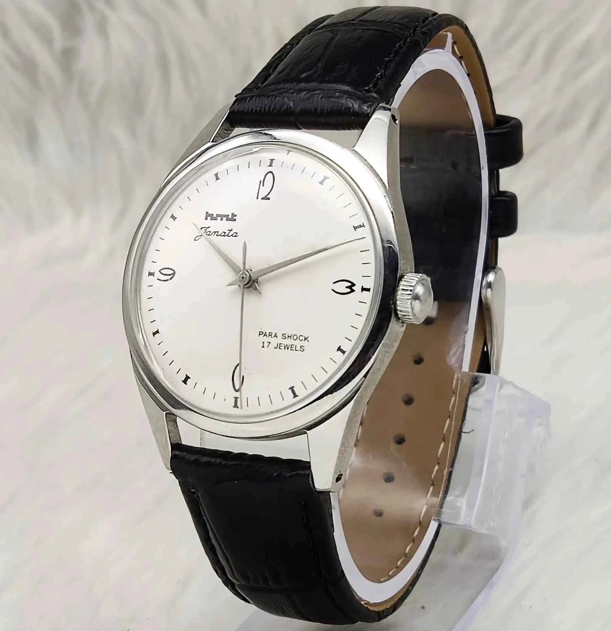 Elevate Your Elegance with the HMT Janata Watch - A Timeless Mechanical Watch