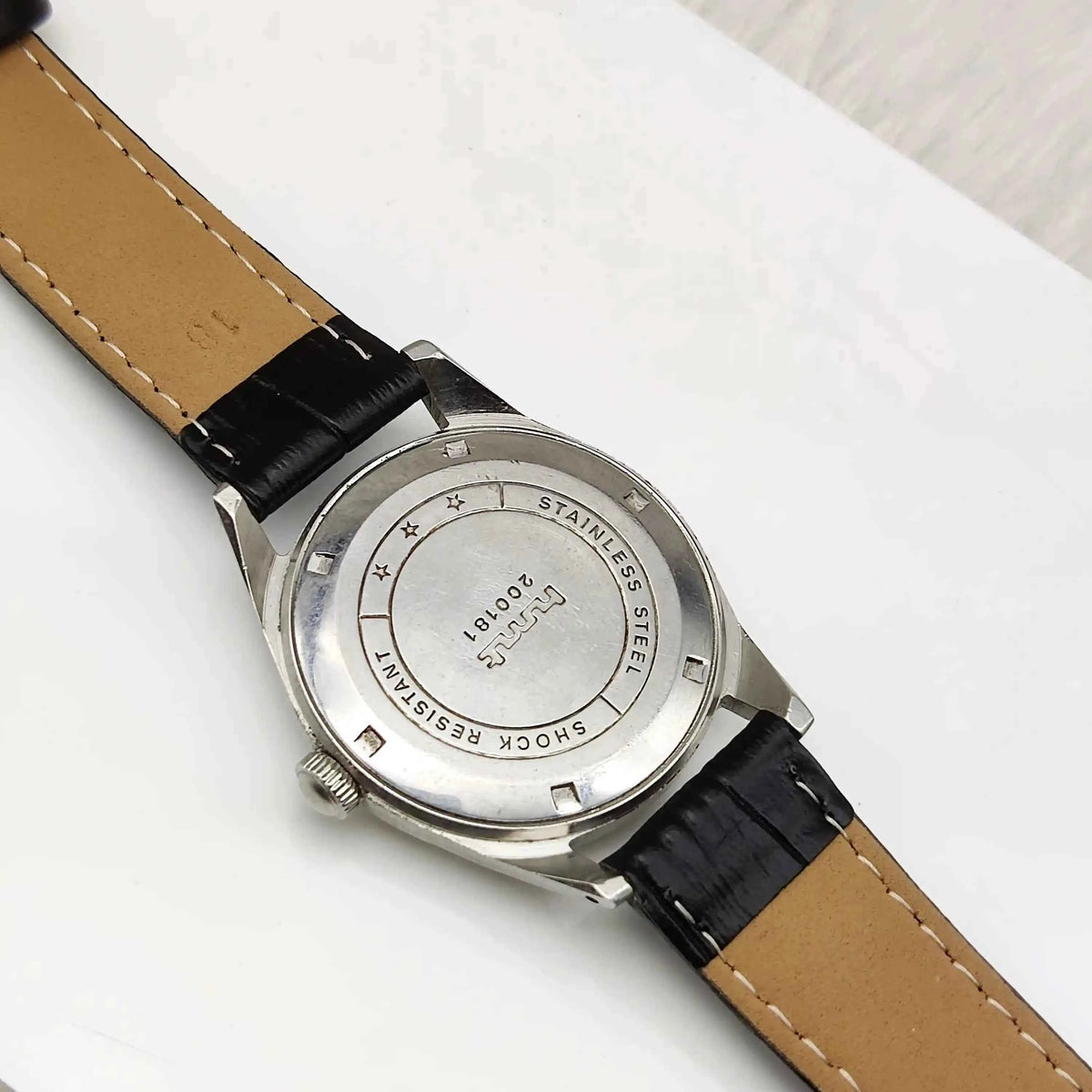 Elevate Your Elegance with the HMT Janata Watch - A Timeless Mechanical Watch