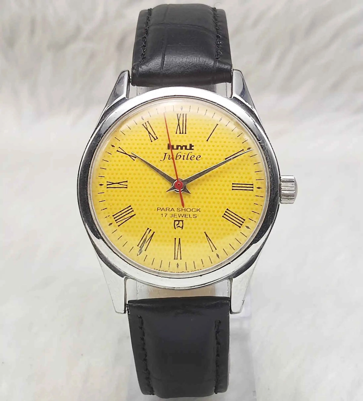 HMT Jubilee Sun Yellow Dial Roman Indices 17 Jewels Handwinding Watch - Timeless Elegance
