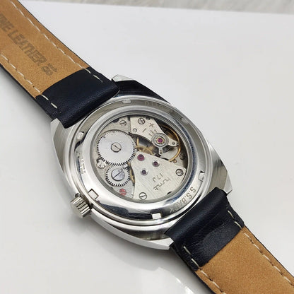 Experience Timeless Style with the HMT Kohinoor Handwinding Watch