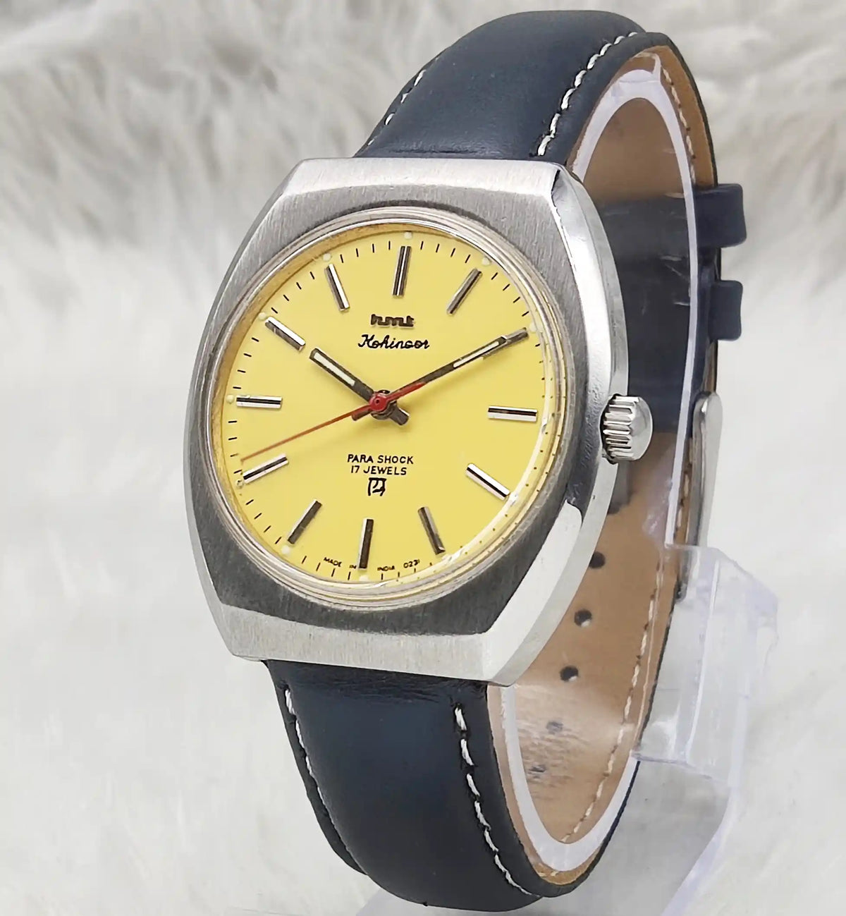 Elevate Your Style with the HMT Kohinoor Yellow Dial Watch – A Timeless Handwinding Marvel