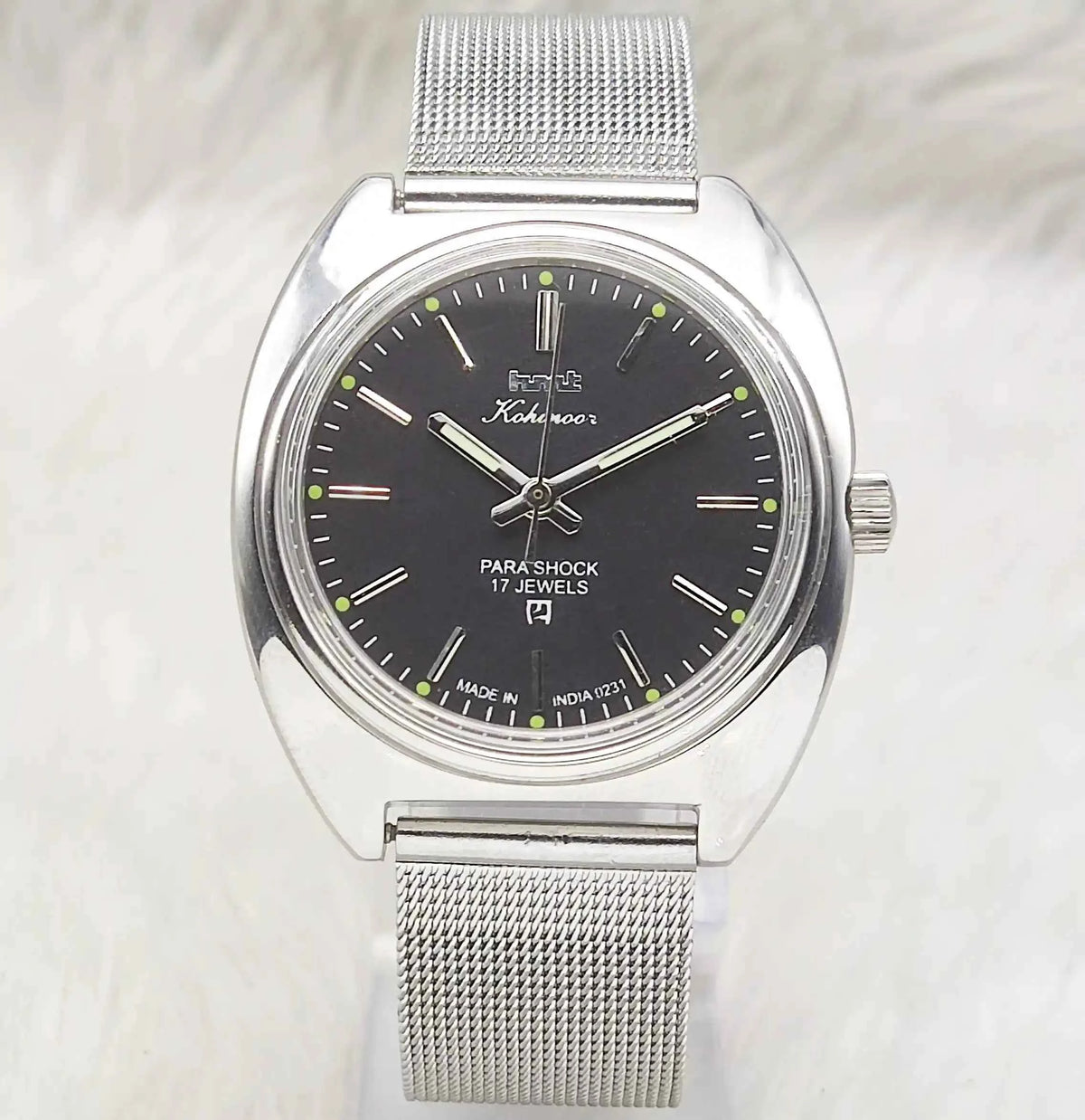 HMT Kohinoor Black Dial Watch: Timeless Elegance for Every Occasion