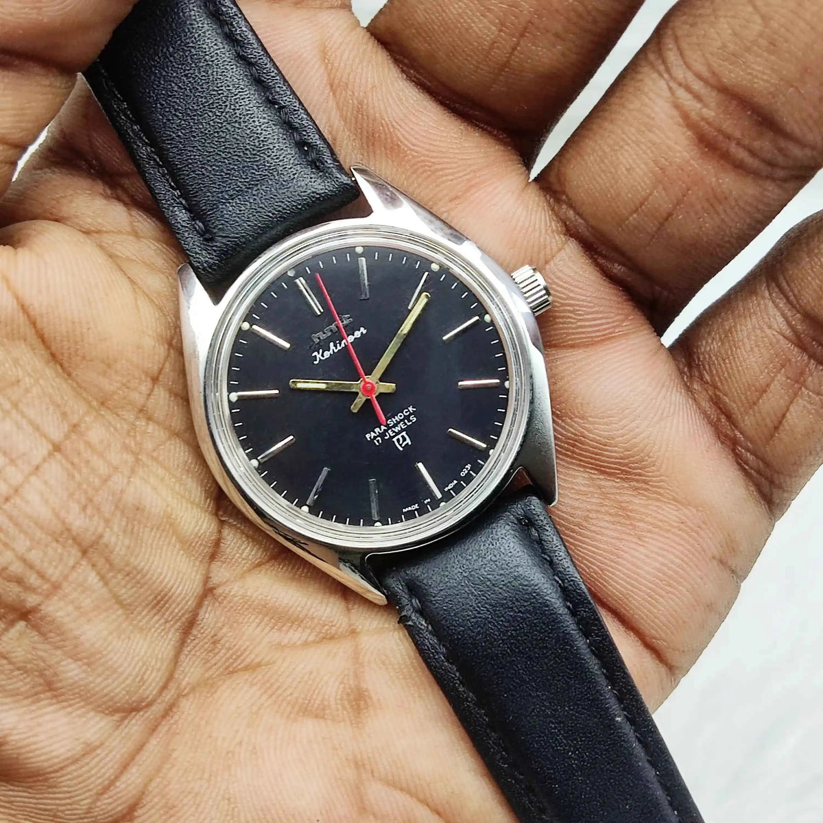 HMT Kohinoor Black Dial Watch with 17 Jewels Handwinding Mechanism
