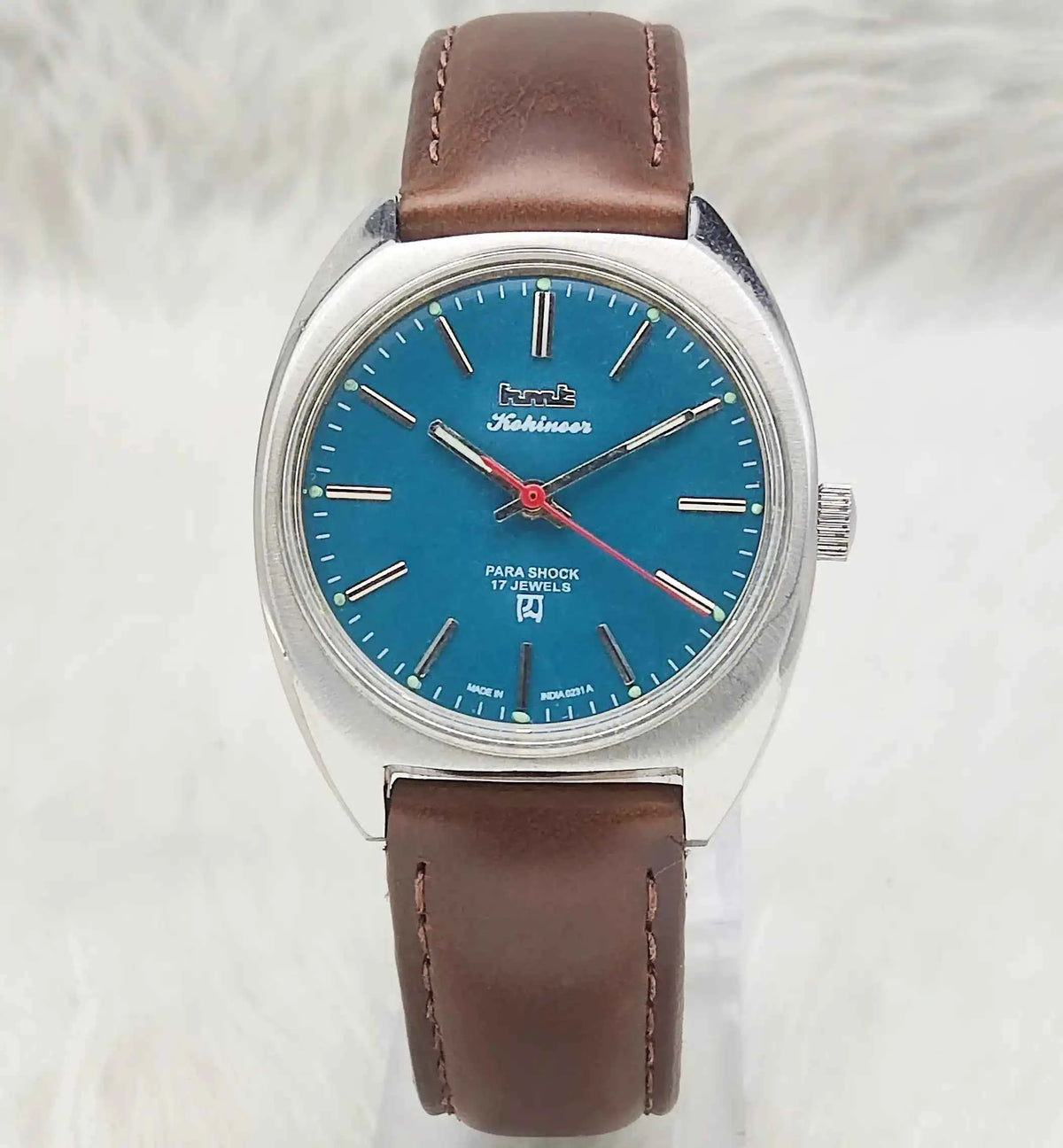HMT Kohinoor Handwinding Watch with Peacock Green Dial and 17 Jewels