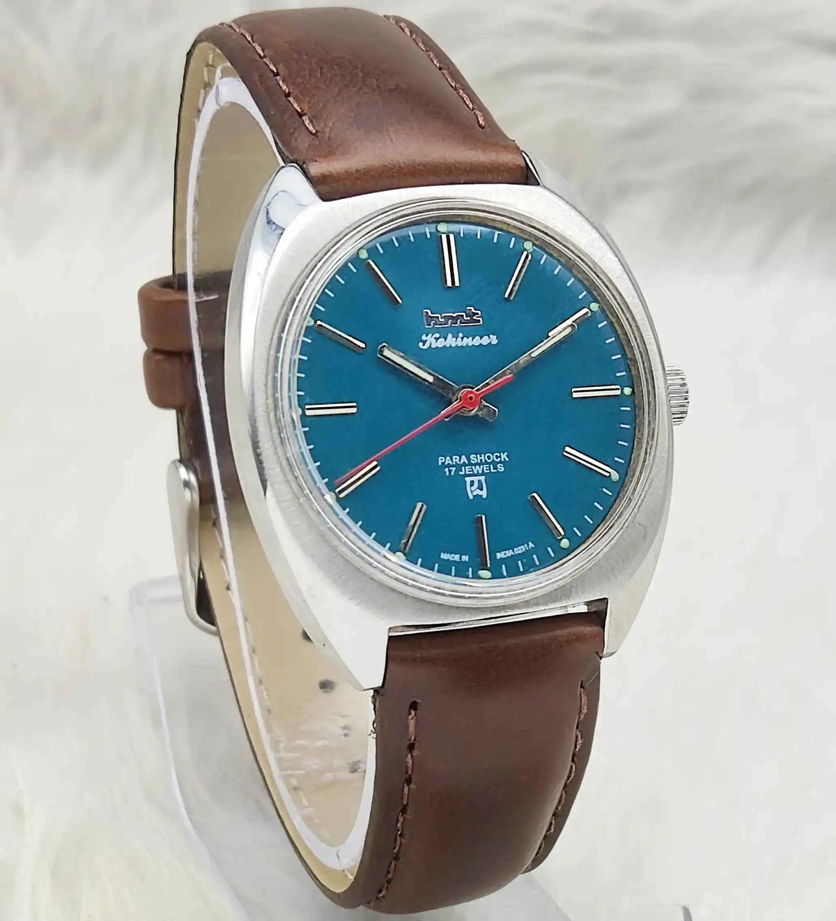 HMT Kohinoor Handwinding Watch with Peacock Green Dial and 17 Jewels