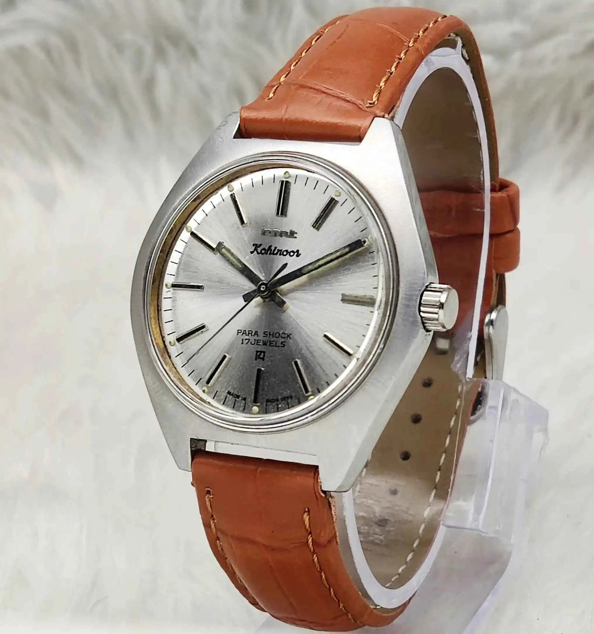 HMT Kohinoor Watch - 17 Jewels Handwinding Timepiece with Elegant Silver Dial