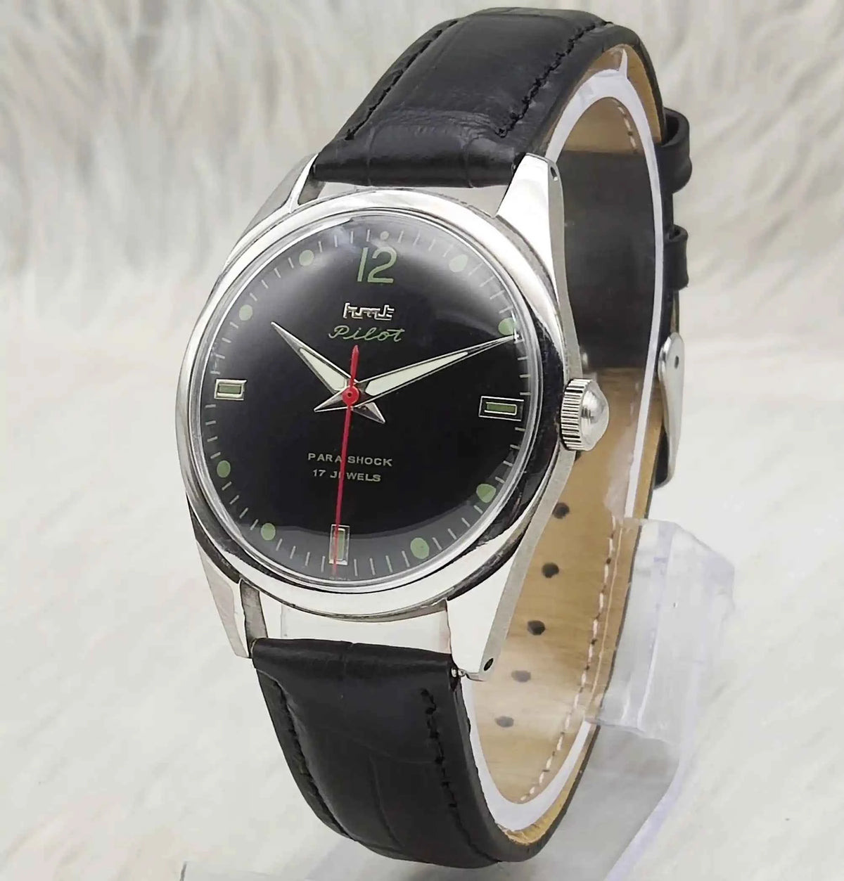 HMT Pilot 17 Jewels Handwinding Black Dial Watch - Timeless Elegance and Precision
