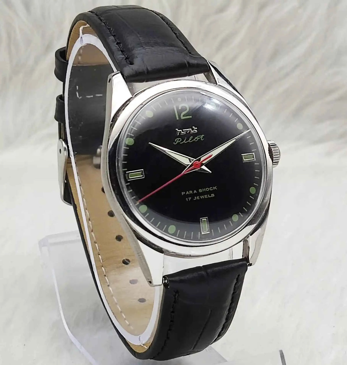 HMT Pilot 17 Jewels Handwinding Black Dial Watch - Timeless Elegance and Precision