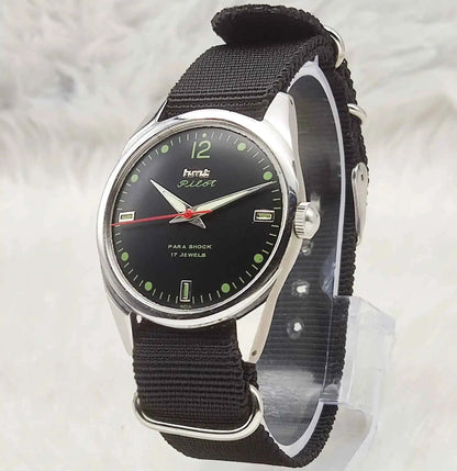 HMT Pilot Watch 17 Jewels Para Shock Black Dial Handwinding Men's Watch 0231
