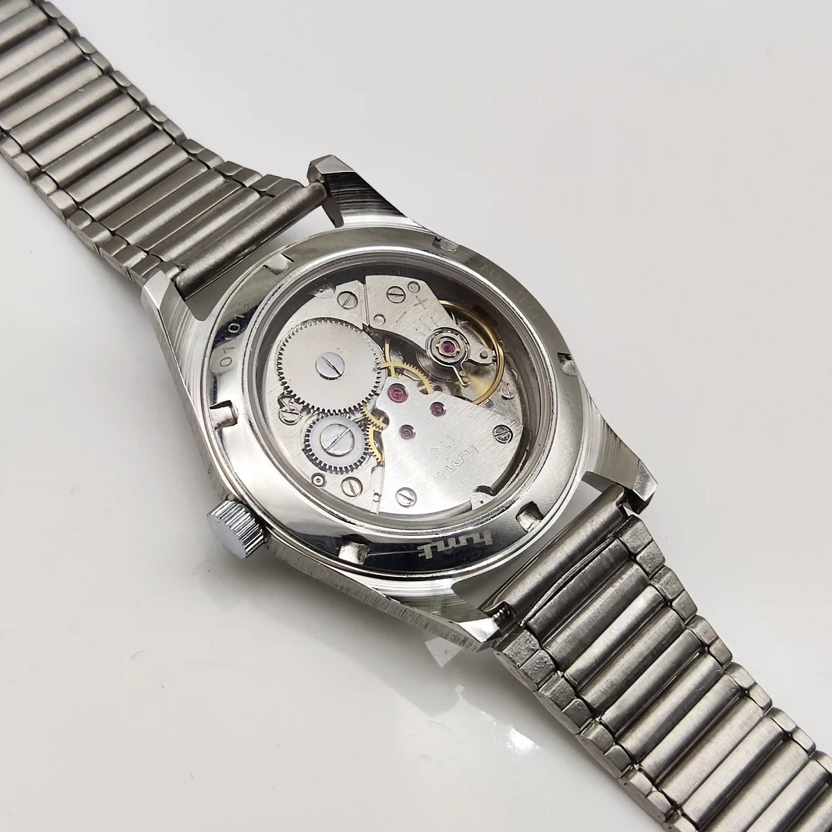 HMT Pilot Mechanical Watch – Timeless Elegance and Vintage Charm Hand-Winding Timepiece