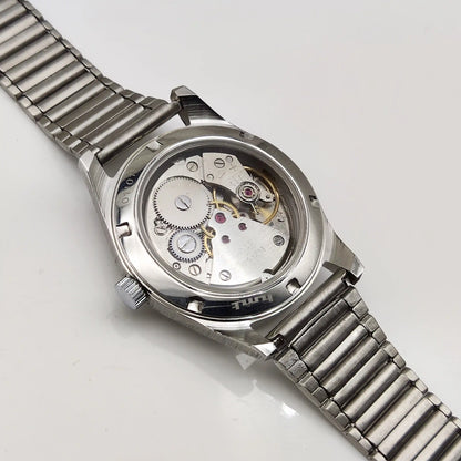 HMT Pilot Mechanical Watch – Timeless Elegance and Vintage Charm Hand-Winding Timepiece