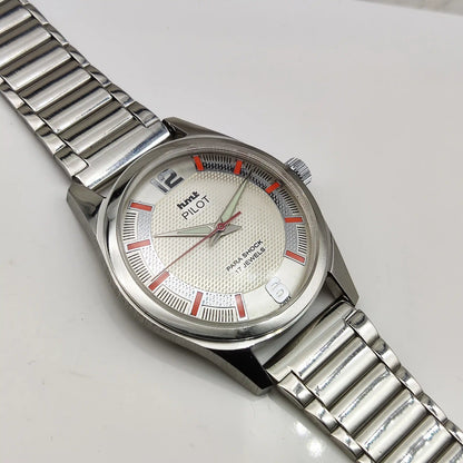 HMT Pilot Mechanical Watch – Timeless Elegance and Vintage Charm Hand-Winding Timepiece