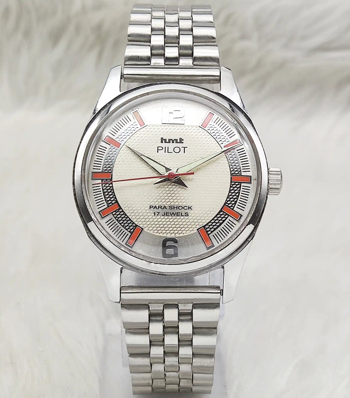 HMT Pilot Hand-Winding Watch: Timeless Craftsmanship for the Modern Gentleman