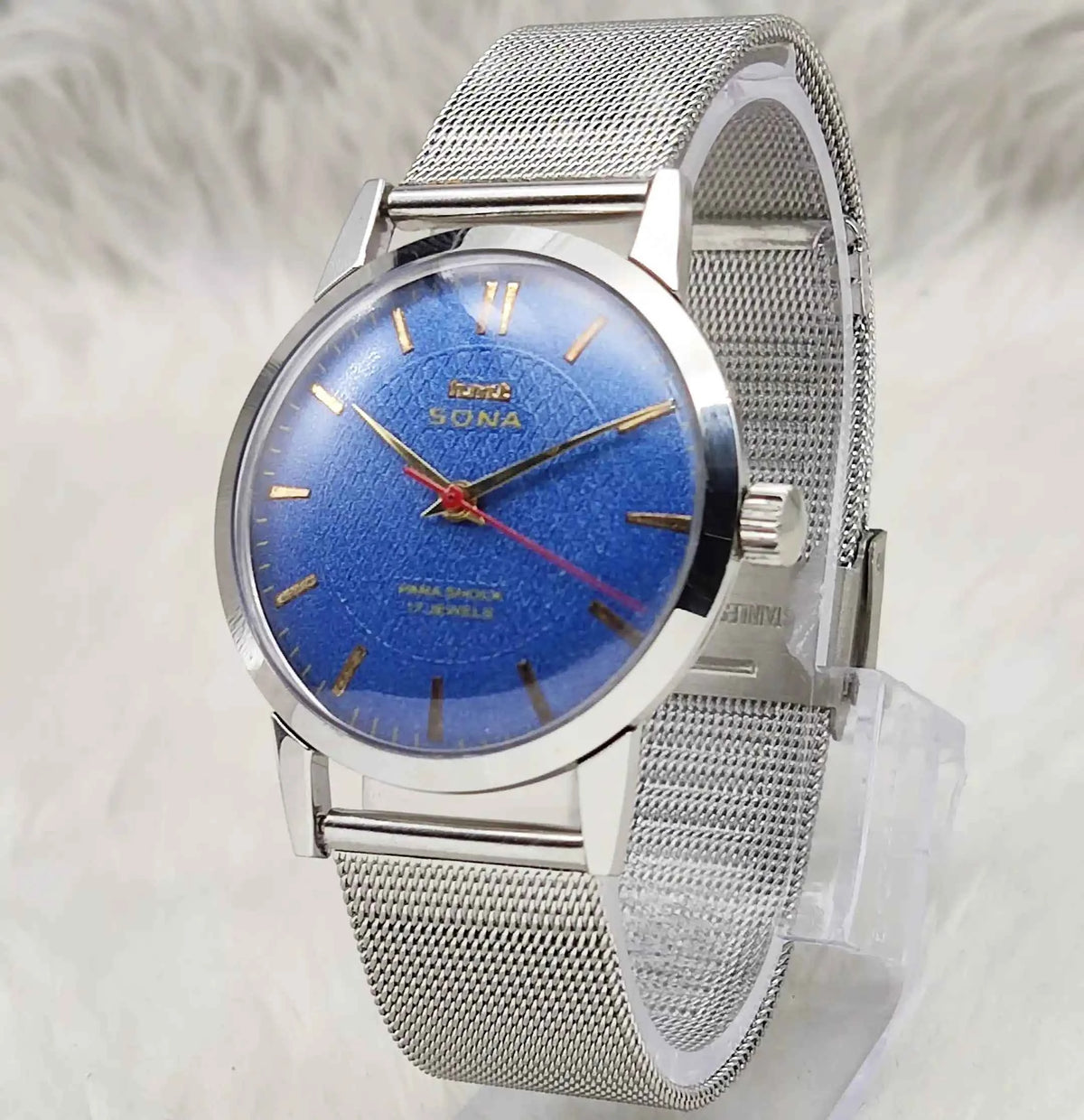 HMT Sona Blue Dial Watch - Premium Quality Handwinding Timepiece with 17 Jewels