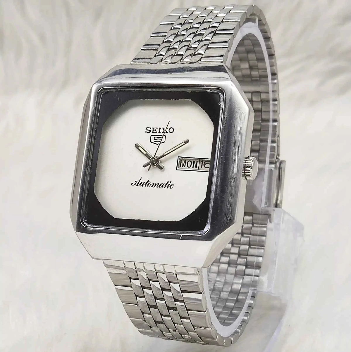 Seiko 5 Automatic Men's Watch 6309A with Silver Dial and Day-Date Features, 17 Jewels